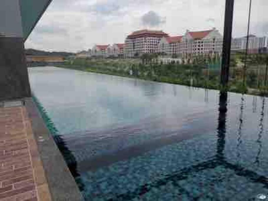 Apartment Bs0317- Klia- Self Check-in - Wi-fi- Netflix-parking- Bell - Sepang, 5069